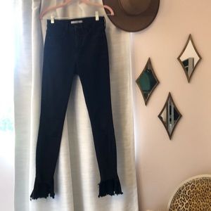 Black skinny jeans